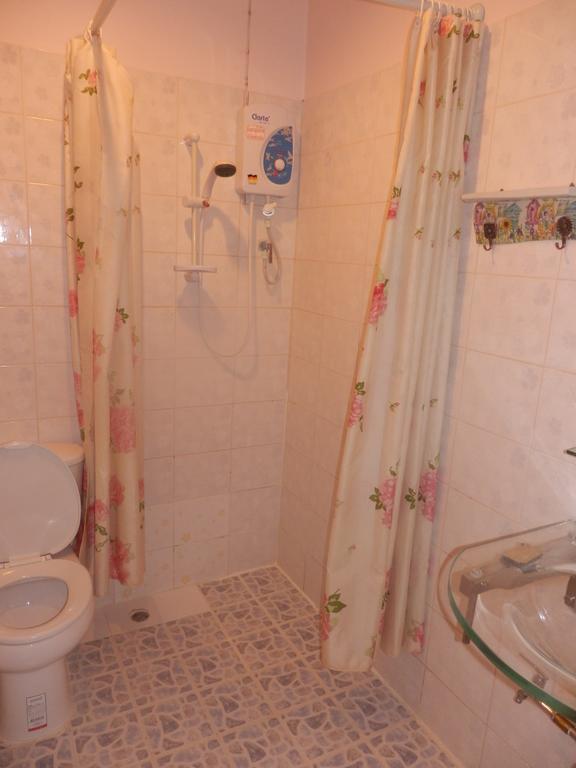 Hua Hin Tour Guesthouse Екстер'єр фото
