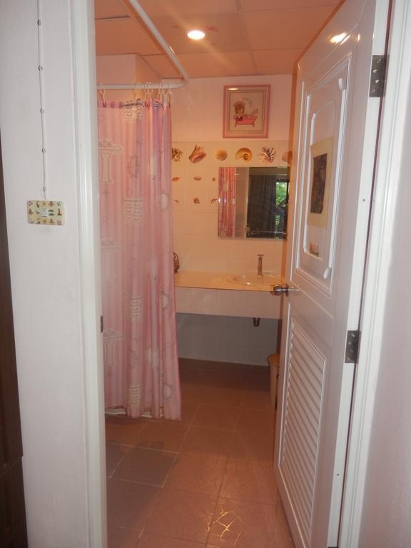Hua Hin Tour Guesthouse Екстер'єр фото