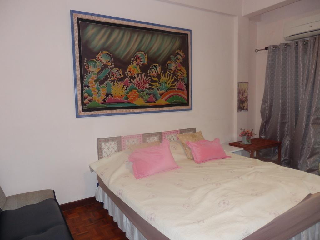 Hua Hin Tour Guesthouse Екстер'єр фото