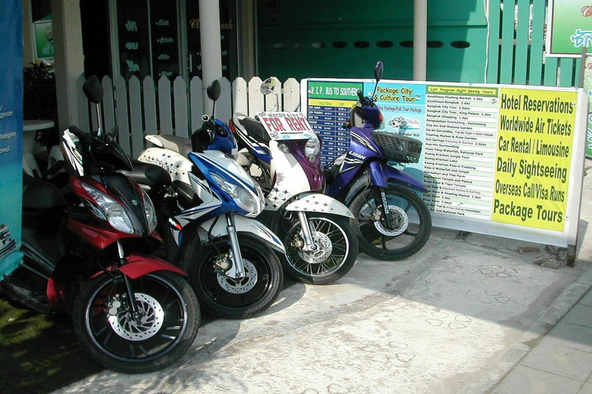 Hua Hin Tour Guesthouse Екстер'єр фото